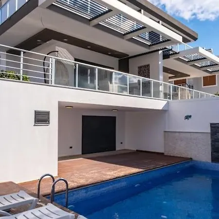 Villa Havuzlu Lueks Yeni 4 Oda Cesme